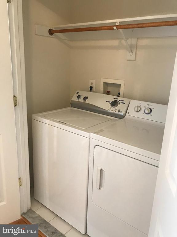 Building Photo - 5654 8th Rd N