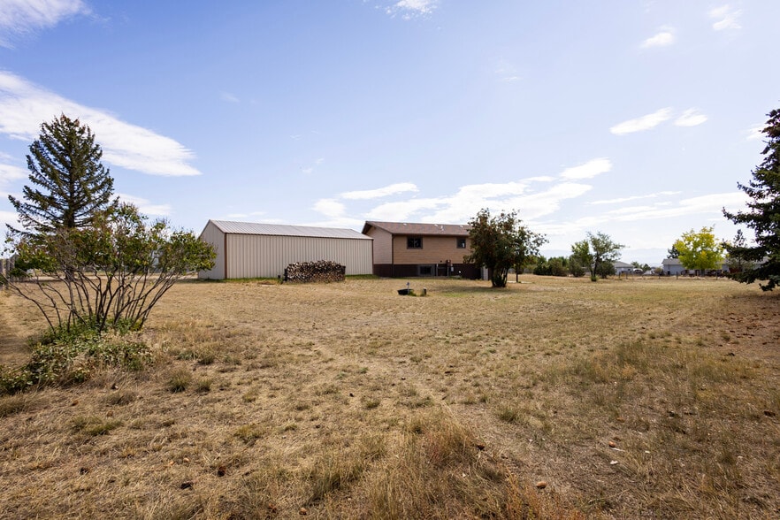 Building Photo - 845 Terrence Rd