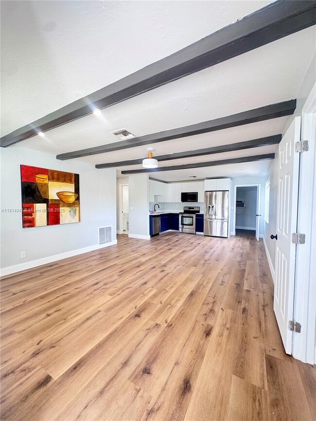 Building Photo - 3731 SW 58th Terrace