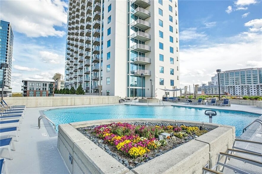 Building Photo - 860 Peachtree St NE