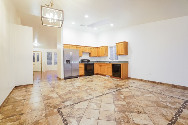 Building Photo - Spacious 3 Bed 2 Bath Rambler Kellogg Neig...