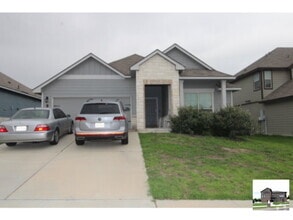 Building Photo - 2311 Pintail Loop