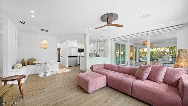 Building Photo - 4712 Mi Casa Ct