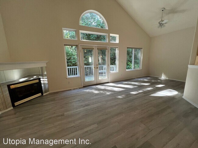 Building Photo - 2 br, 2.5 bath House - 2170 28th Street