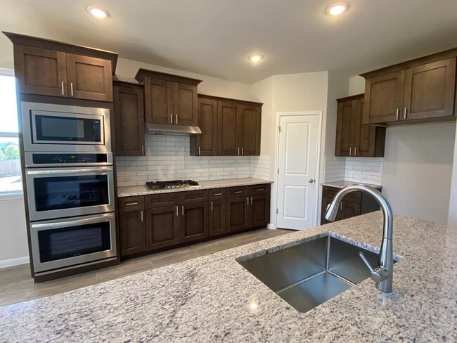 Building Photo - 370 Bright Star Ln