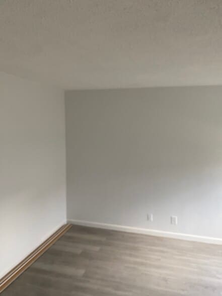 Building Photo - 2406 W Imperial Hwy