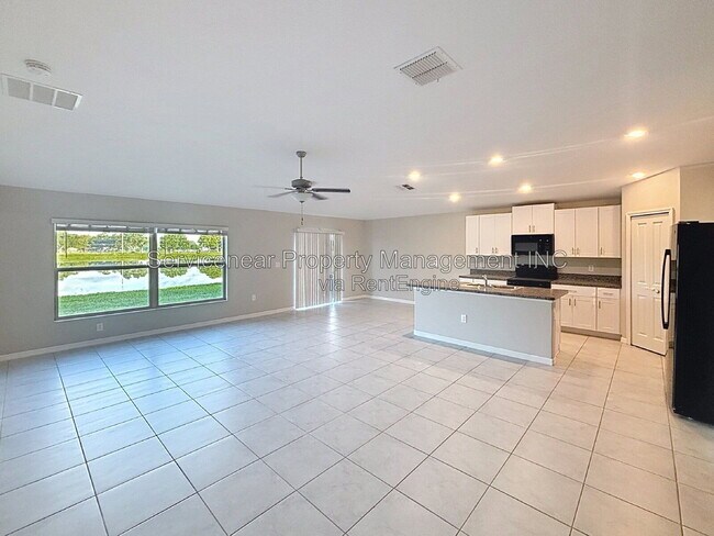 Building Photo - 3805 Romano Busciglio St