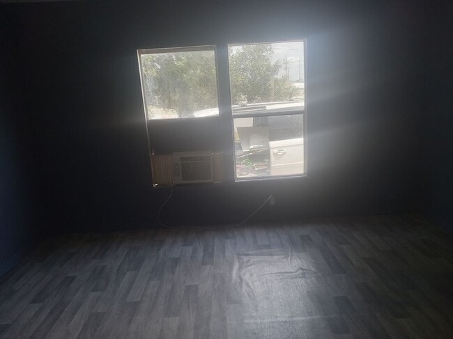 Building Photo - 7566 Peyraud Dr