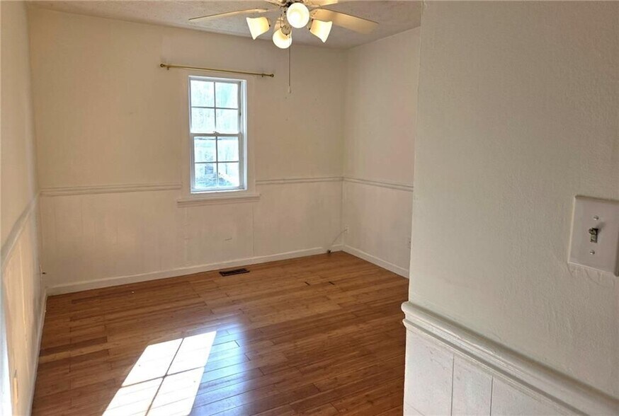 Building Photo - 115 Woodberry Ct