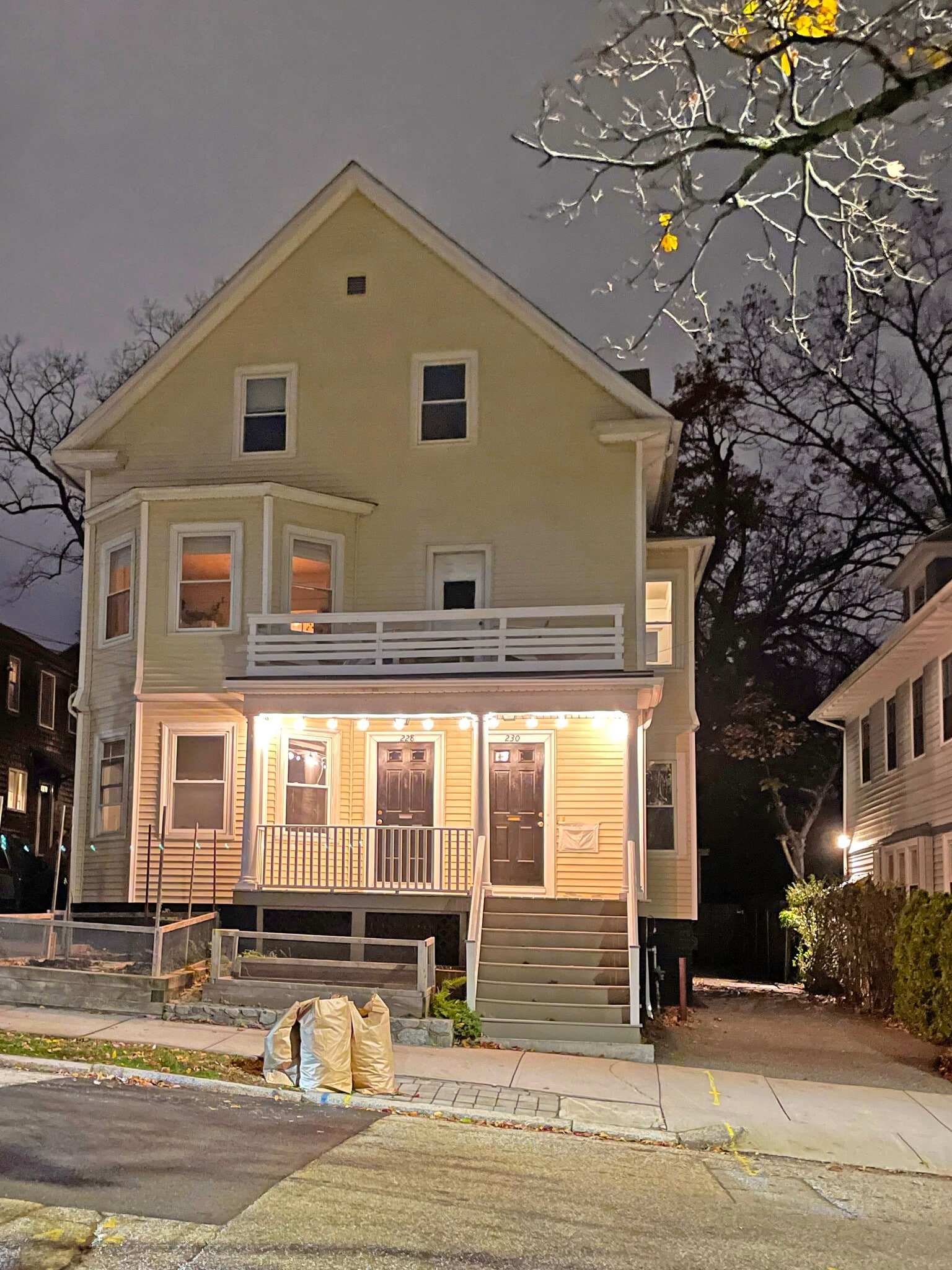Front of home - exterior - 228 Doyle Ave