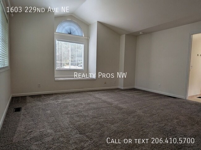 Building Photo - 1603 229th Ave NE