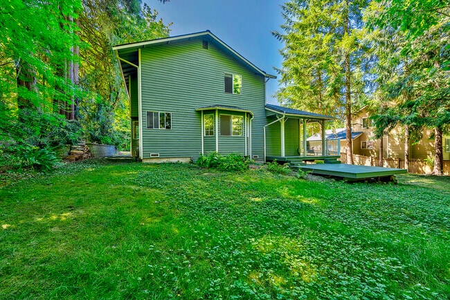 Building Photo - 10426 316th Ave NE