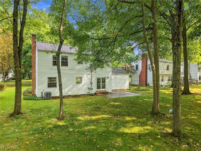 Building Photo - 6832 Green Ridge Ave