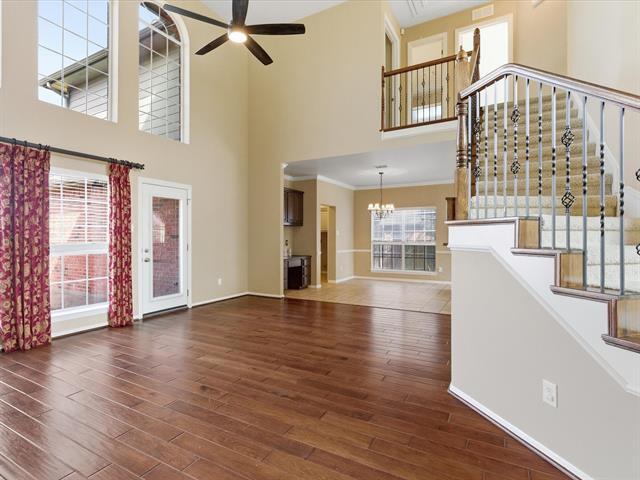 Building Photo - 3017 Manga Dr