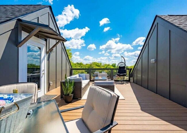 Building Photo - 1301 Baptist World Center Dr