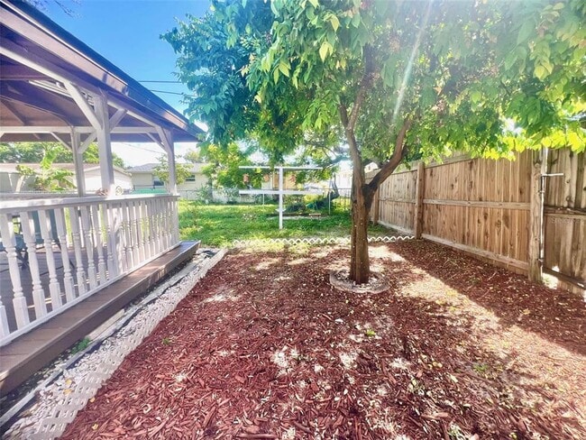 Building Photo - 4626 Taray Ln