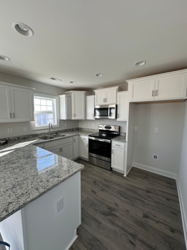 Building Photo - 1012 Bluewater Blvd