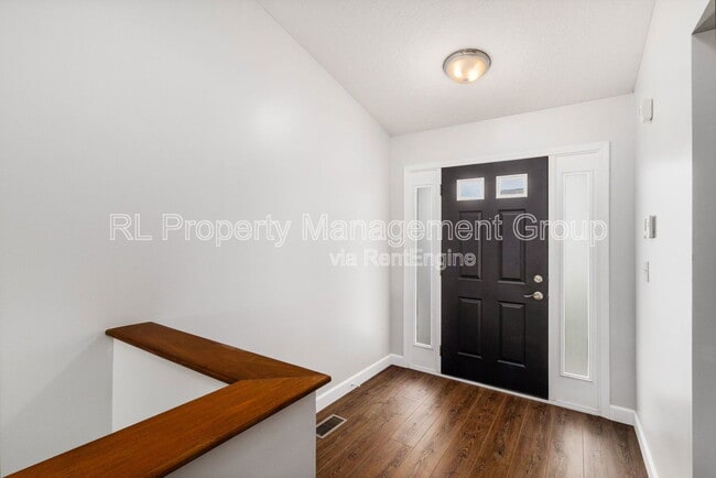 Building Photo - 8850 Juneberry Rd