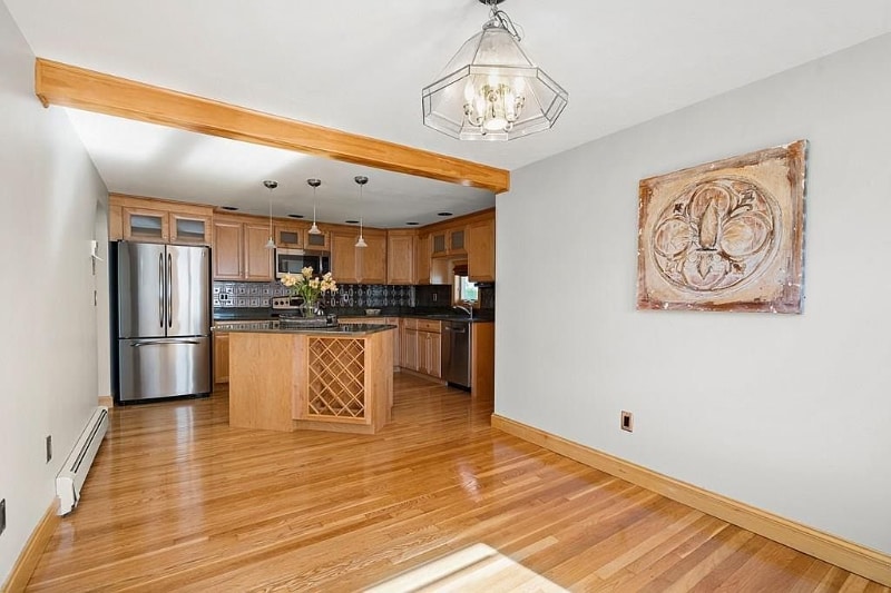 Building Photo - 60 Hopkins St