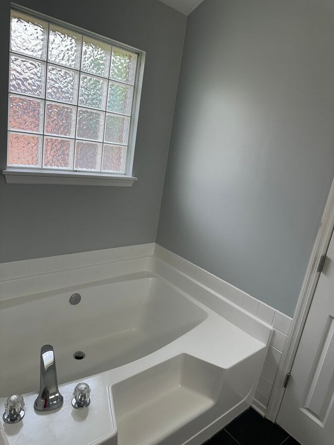 Building Photo - Beautiful 3 BR, 2 BA home for rent in Colu...