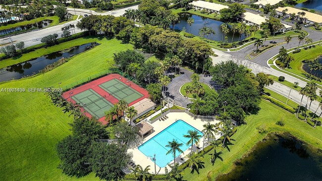 Building Photo - 11688 SW 17th Ct