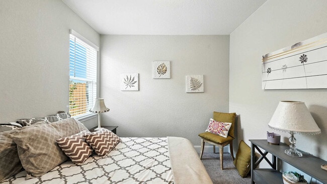 Building Photo - 1917 Shepherd Path