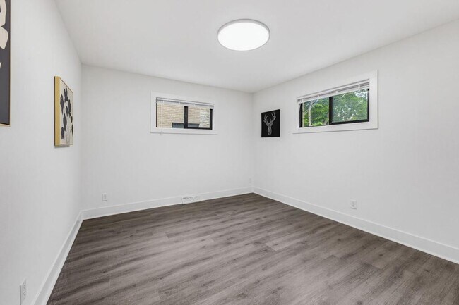 Building Photo - 2034 S 81st St