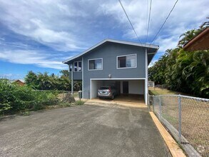 Building Photo - Unfurnished 2 bedroom. 1 bath downstairs u...