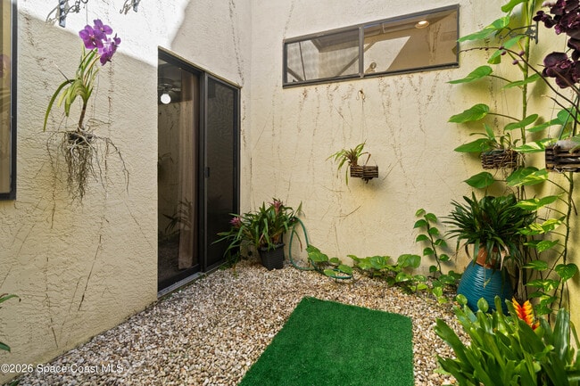 Building Photo - 2001 Parkside Pl