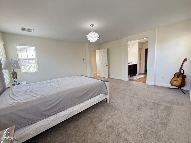 Building Photo - 620 Apricot Rose Pl