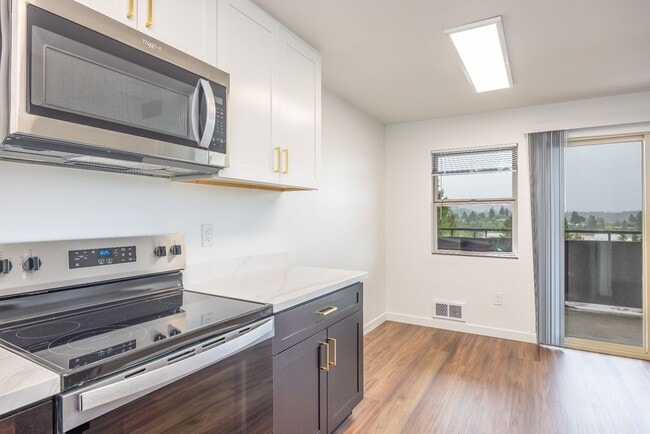 Interior Photo - Mercer Towers
