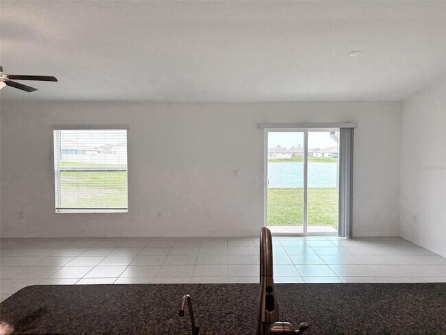 Building Photo - 5487 Blue Azure Dr