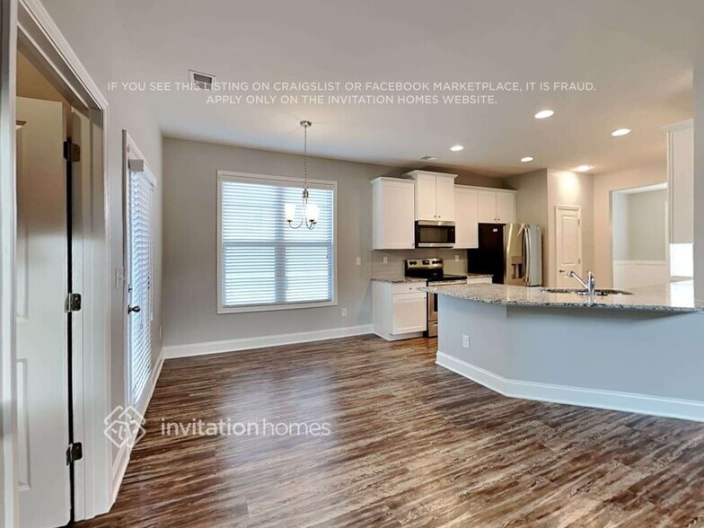 Building Photo - 464 Wood Point Way