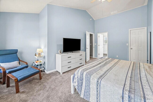 Building Photo - Beautiful South Lafayette Home Near Sterling Heights Park