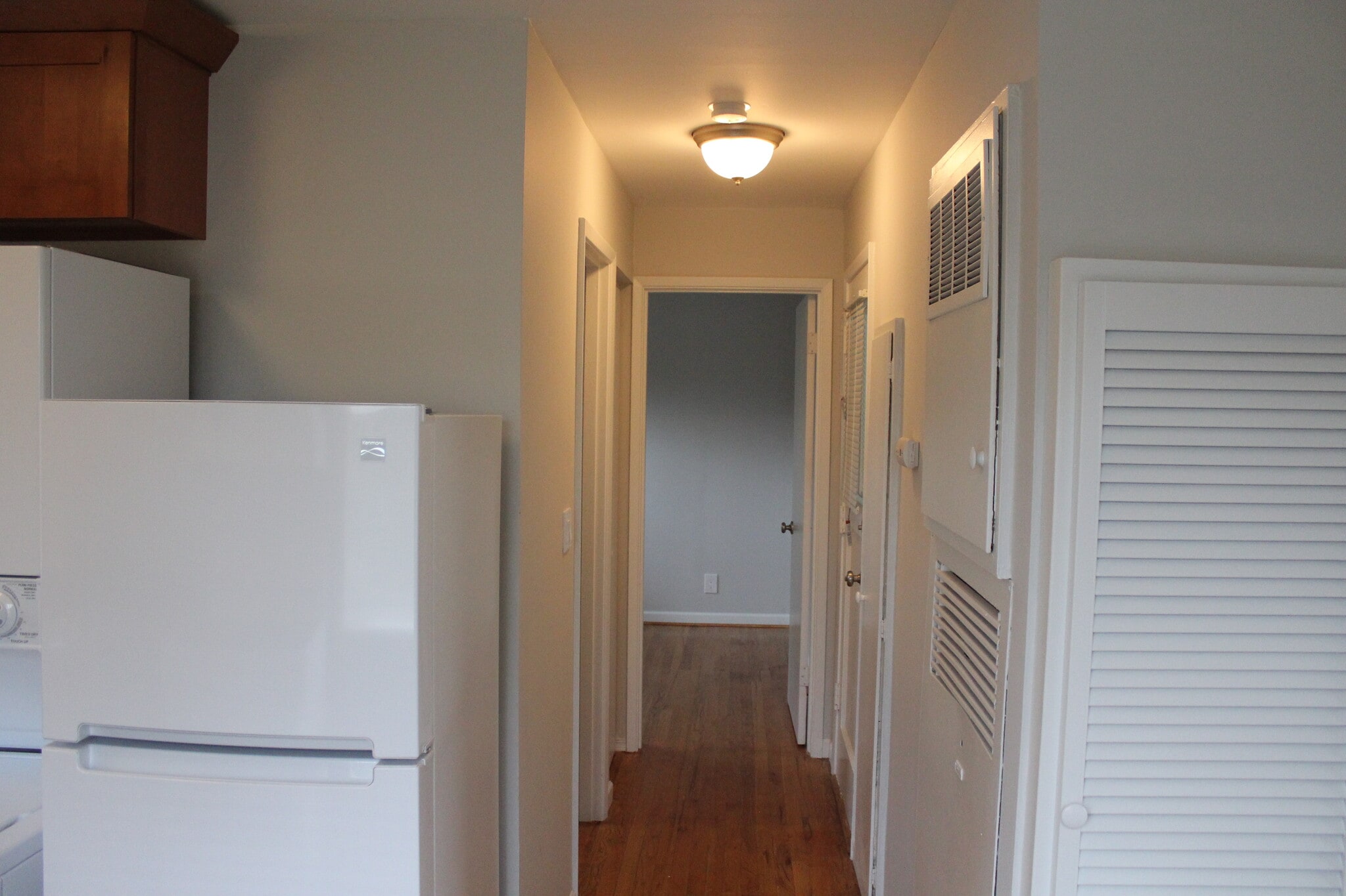 Hallway - 435 3rd St