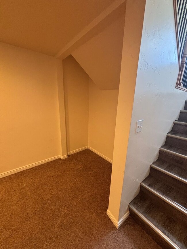 Building Photo - Home with Many Qualities! Commercial or residential