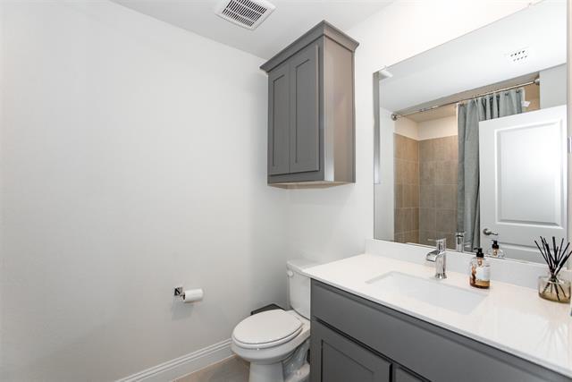 Building Photo - 3813 Oldham Rd