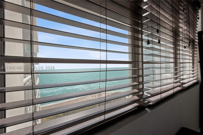 Building Photo - 6917 Collins Ave
