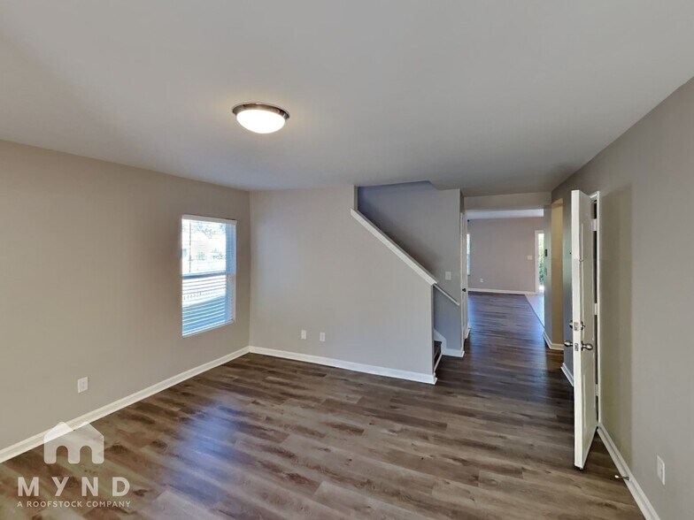 Building Photo - 10700 Parnie Ct