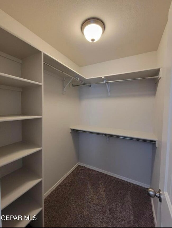 Building Photo - 15017 Dream Ct