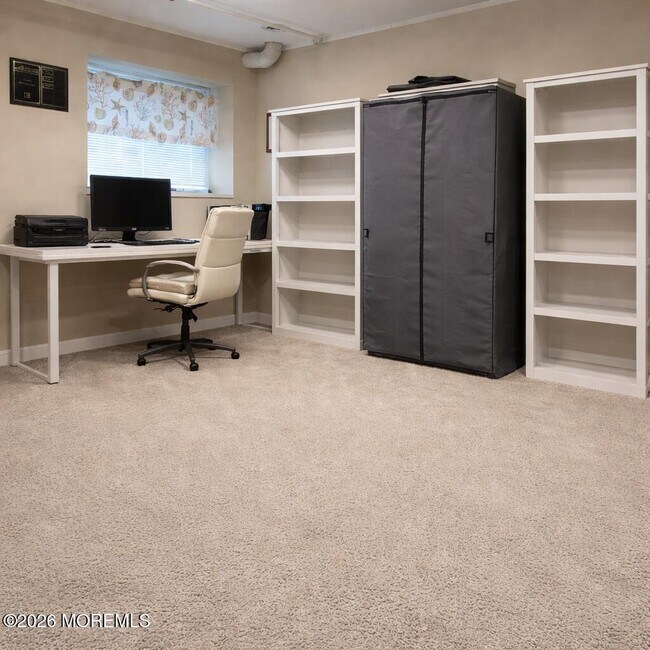 Building Photo - 316 Middlewood Rd