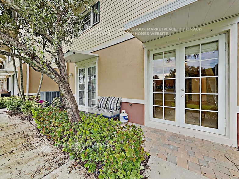 Building Photo - 4629 SW 75th Way