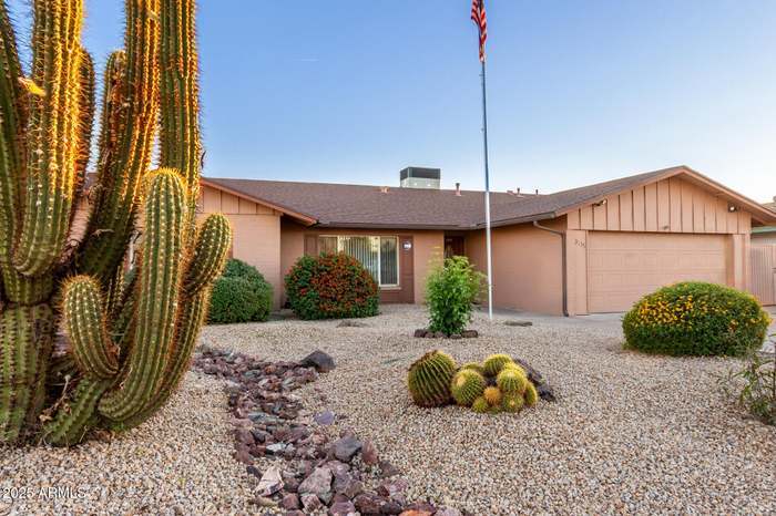 Building Photo - 3535 W Saint Moritz Ln