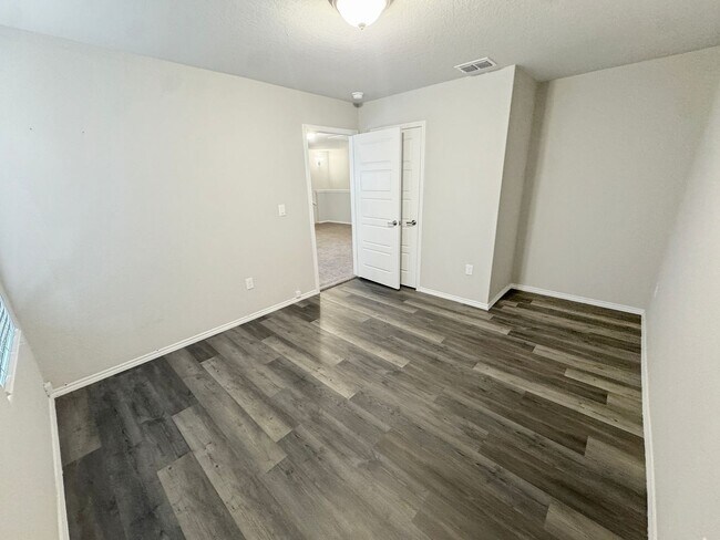 Building Photo - Welcome Home