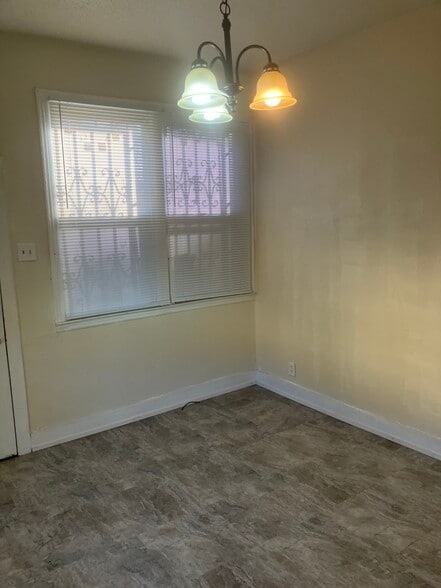 Living Room - 2363 N Robertson St