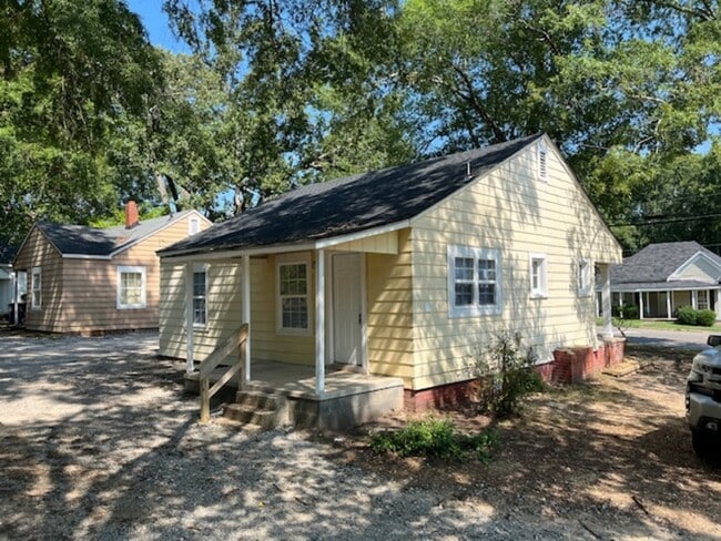 Building Photo - 312 Charlotte Ave