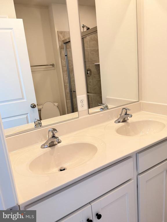 Building Photo - 1230 Red Clover Ln