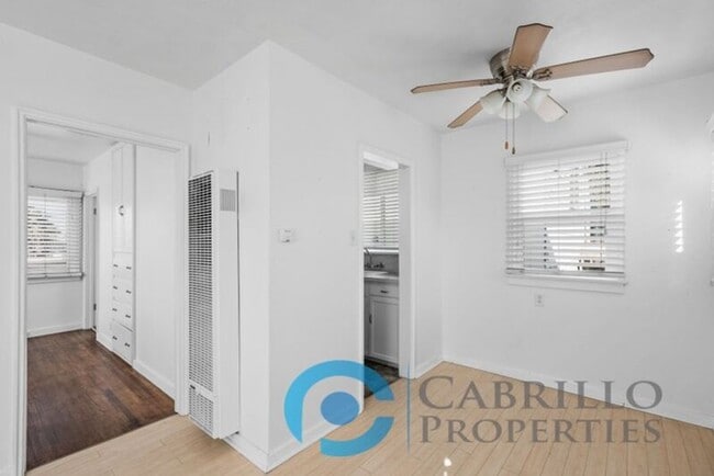 Building Photo - 4332 Cleveland Ave