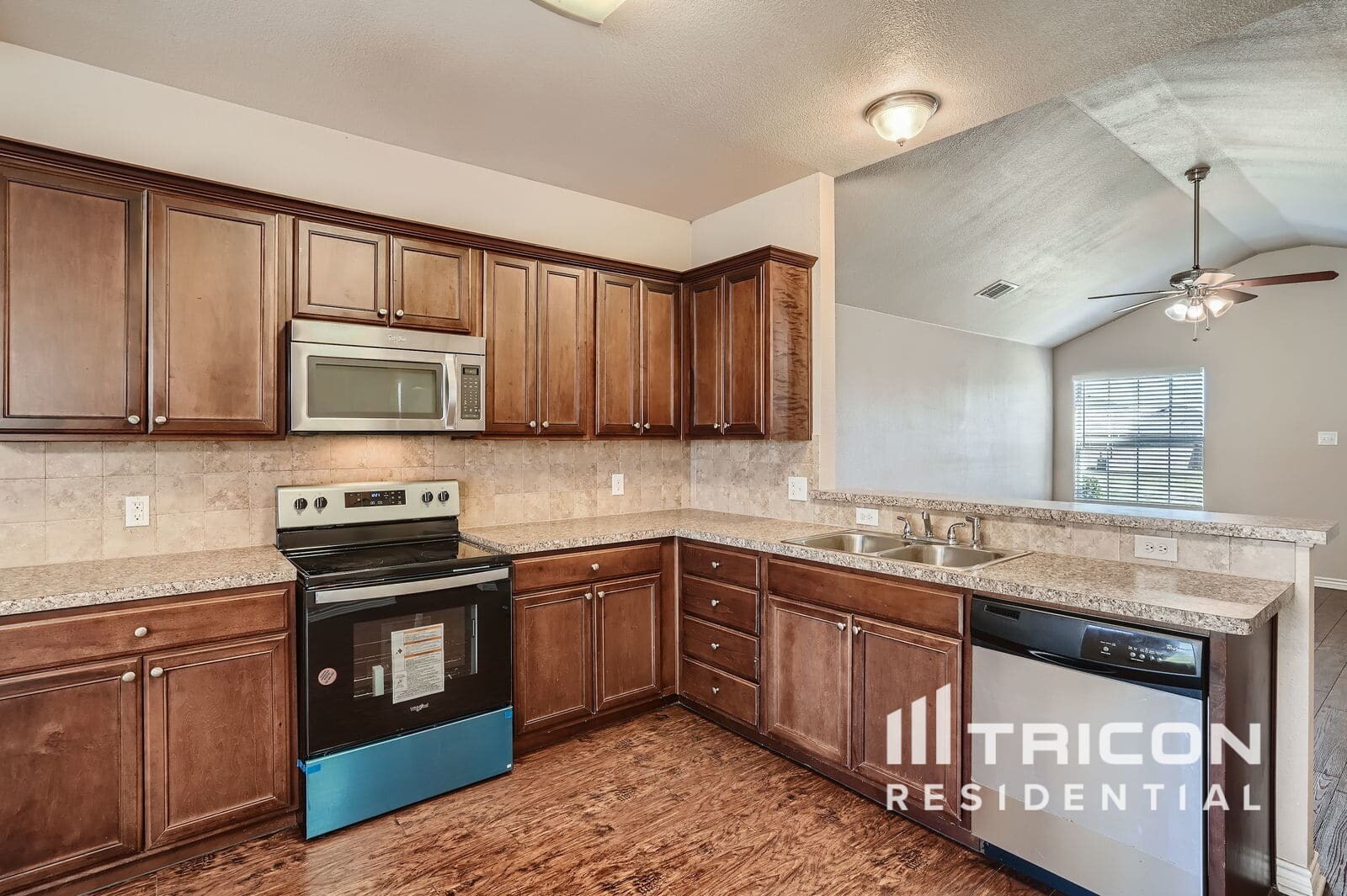 Building Photo - 3105 Cardinal Dr
