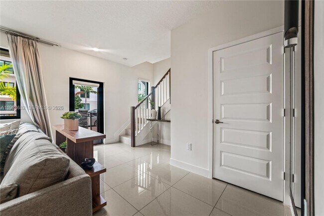 Building Photo - 4741 NW 84th Ave